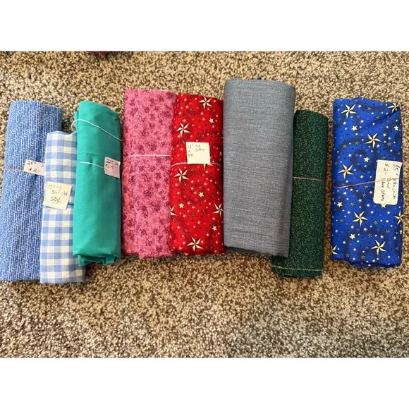 Cotton Fabric Scraps Over 7 Lbs Various Patterns De-stash. 1 Yard Cuts And Unde - Picture 3 of 7